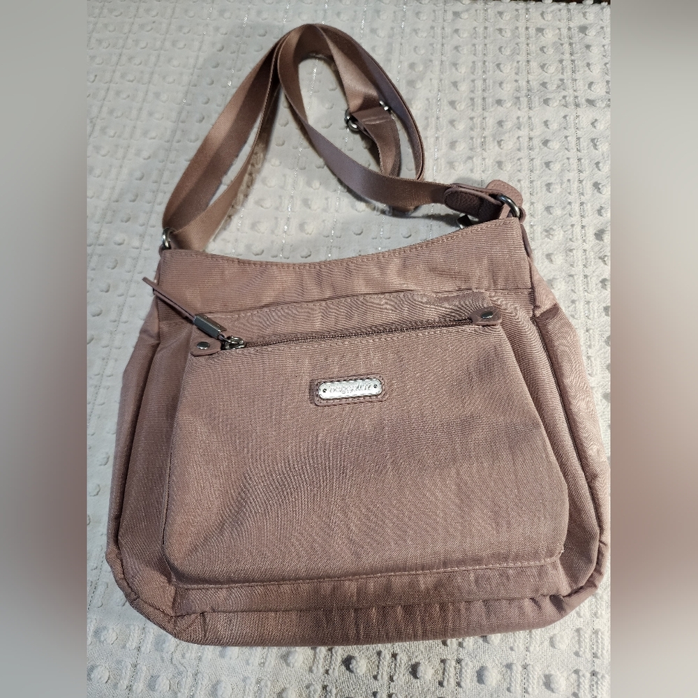 Baggallini New Classic Uptown bag